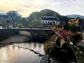 Au sommet de la cascade